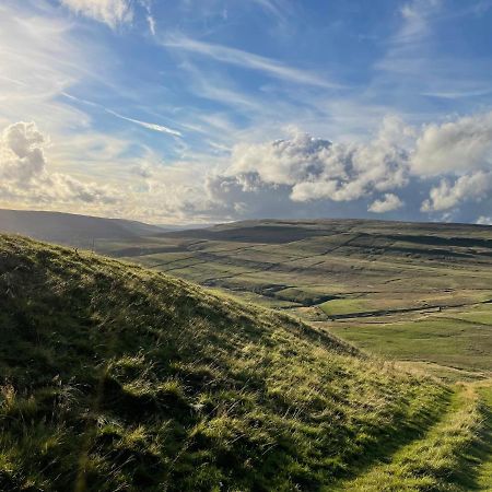 The White Lion Inn Buckden  Eksteriør bilde