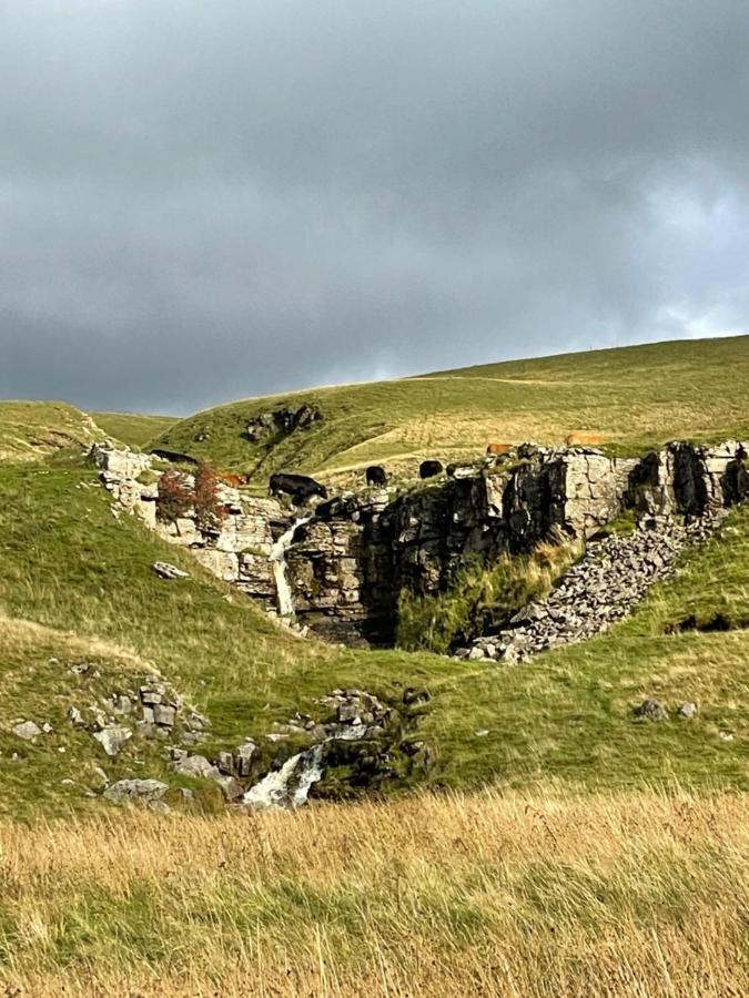The White Lion Inn Buckden  Eksteriør bilde