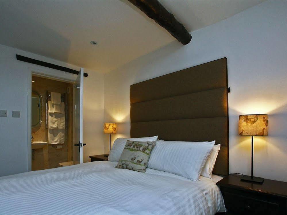 The White Lion Inn Buckden  Eksteriør bilde