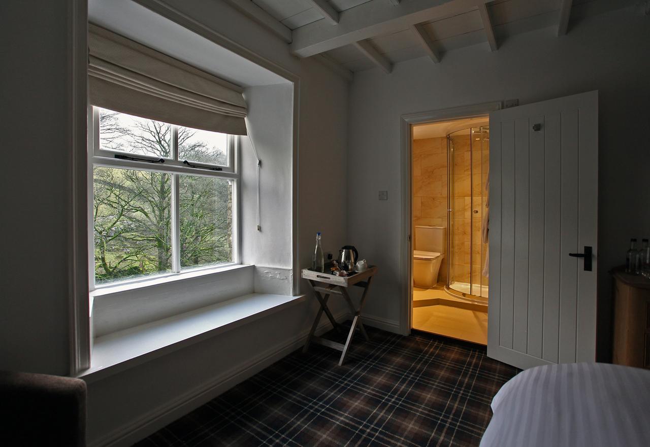 The White Lion Inn Buckden  Eksteriør bilde